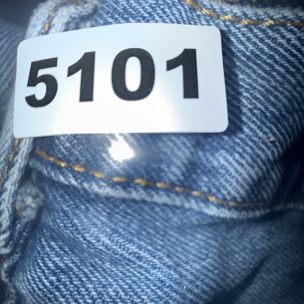 Levis 550 Jeans Mens 36x32 Blue Medium Wash Relaxed Tapered Denim Casual - Picture 13 of 13